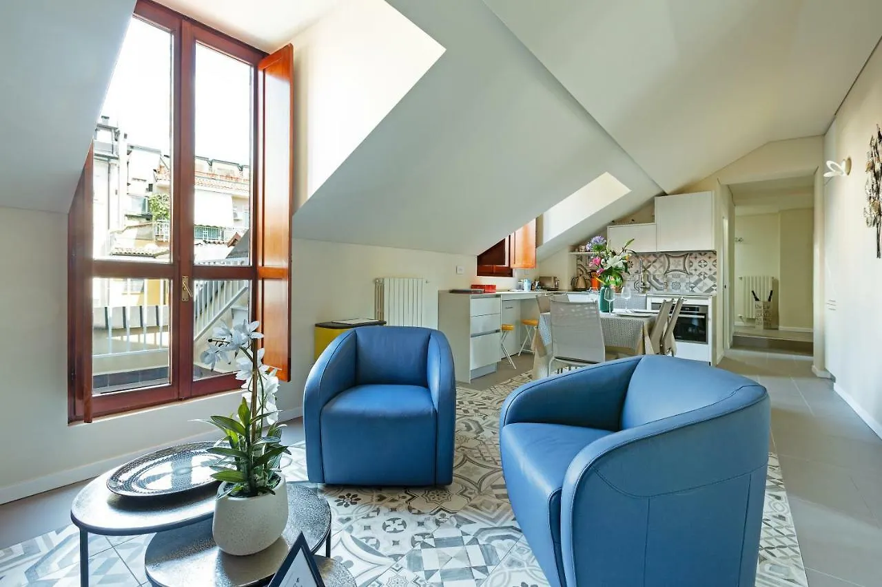 Renovated Penthouse Duomo&Via Torino Appartamento Milano